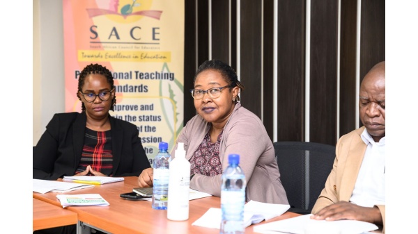 Zimbabwean Permanent Secretary visit to SACE - 14 December 2022 Image