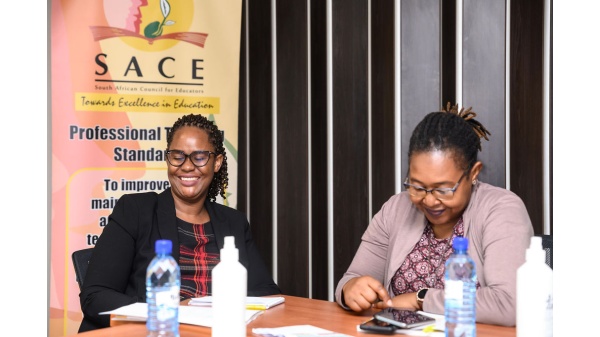 Zimbabwean Permanent Secretary visit to SACE - 14 December 2022 Image