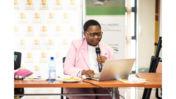 Zimbabwean Permanent Secretary visit to SACE - 14 December 2022 Image