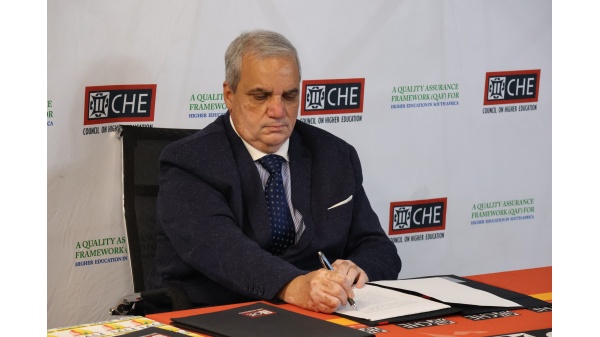 Memorandum of Agreement between SACE and CHE (Council on Higher Education) Image