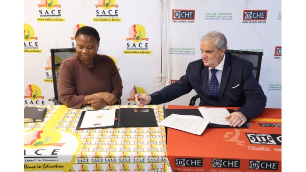 Memorandum of Agreement between SACE and CHE (Council on Higher Education) Image